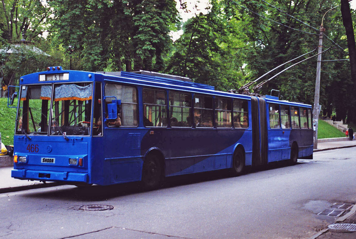 Киев. Škoda 15Tr02/6 №466