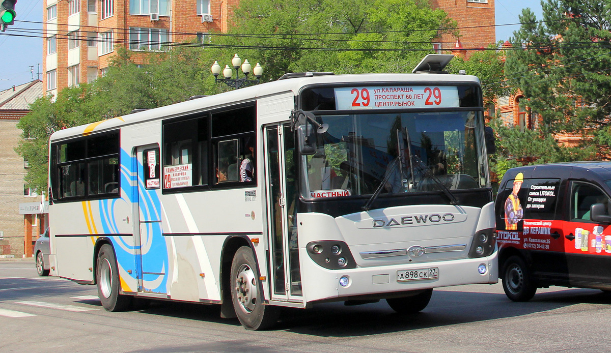 Транспорт хабаровск. Повторитель указатель поворота Дэу BS 106 автобус.