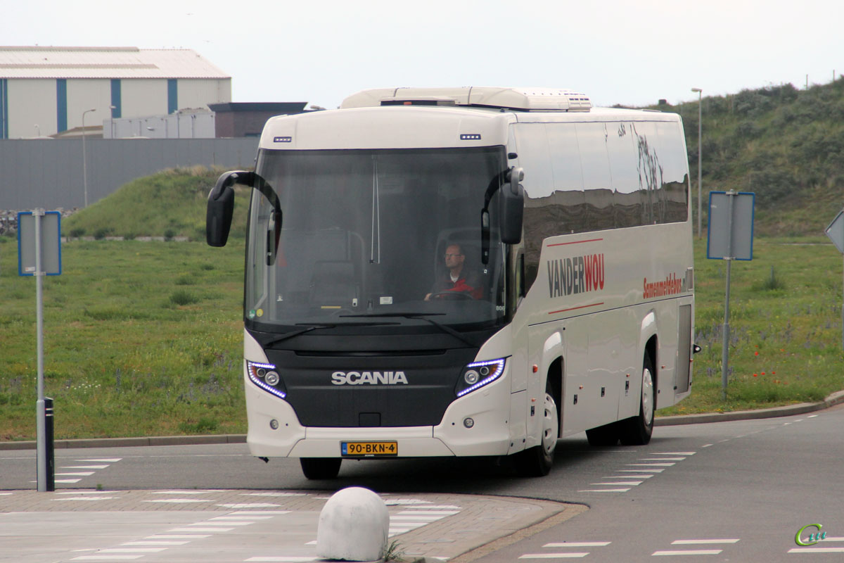Эймёйден. Scania Touring HD (Higer A80T) 90-BKN-4