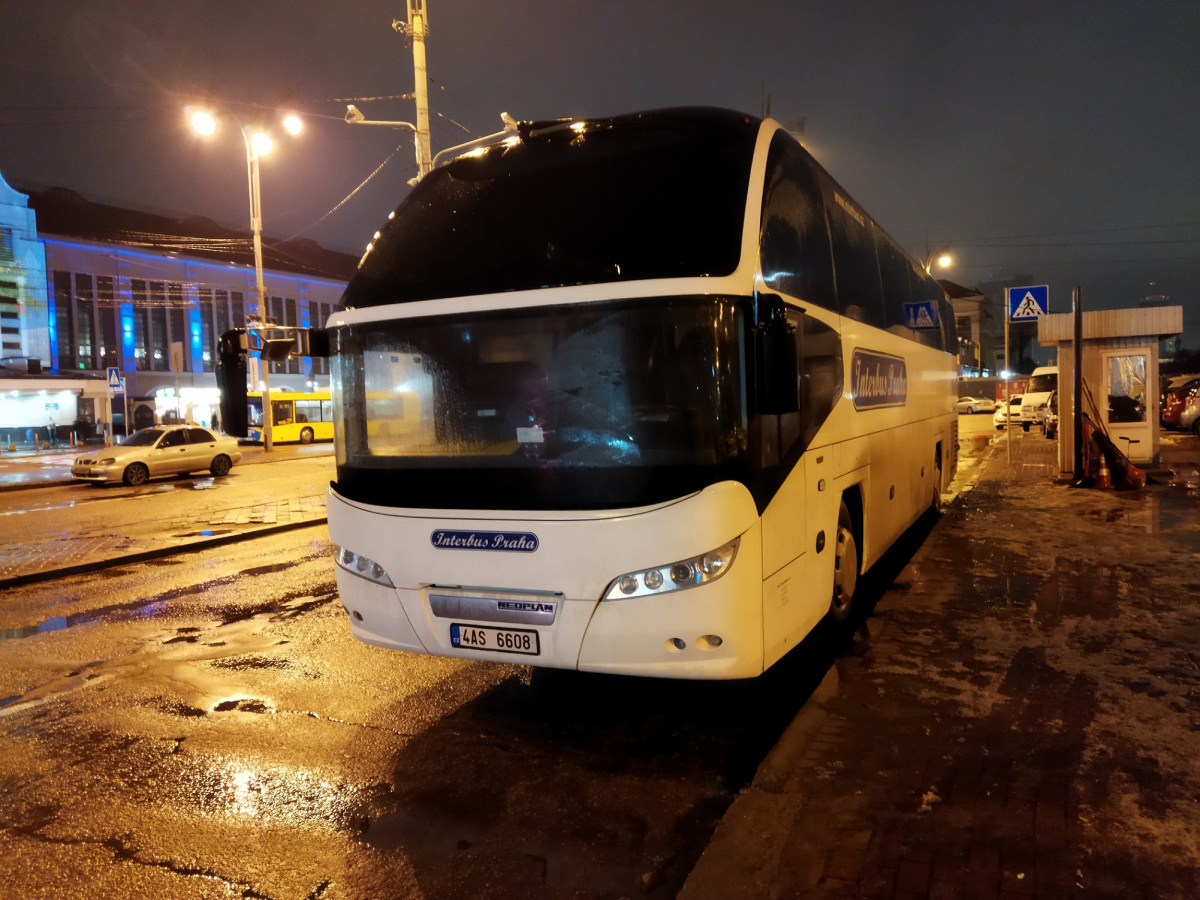 Киев. Neoplan N1216HD Cityliner 4AS 6608