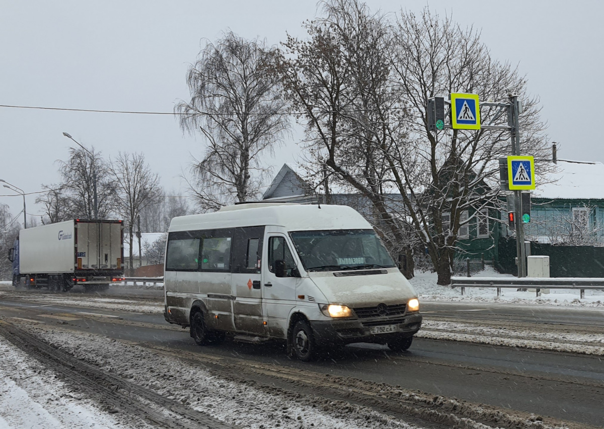 Тверь вышний волочек автобусов автоэкспресс. Автобусы Вышний волочёк 2024. Автобус Вышний Волочек фото. Автобусв Вышнего волрч4в2024.