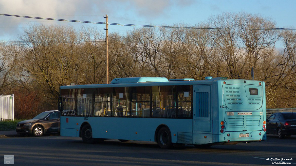 Санкт-Петербург. Volgabus-5270.G4 (LNG) р652нс