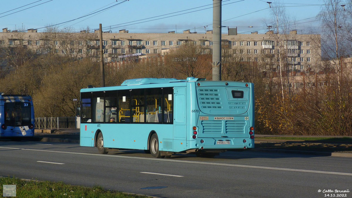 Санкт-Петербург. Volgabus-5270.G4 (LNG) р958сс