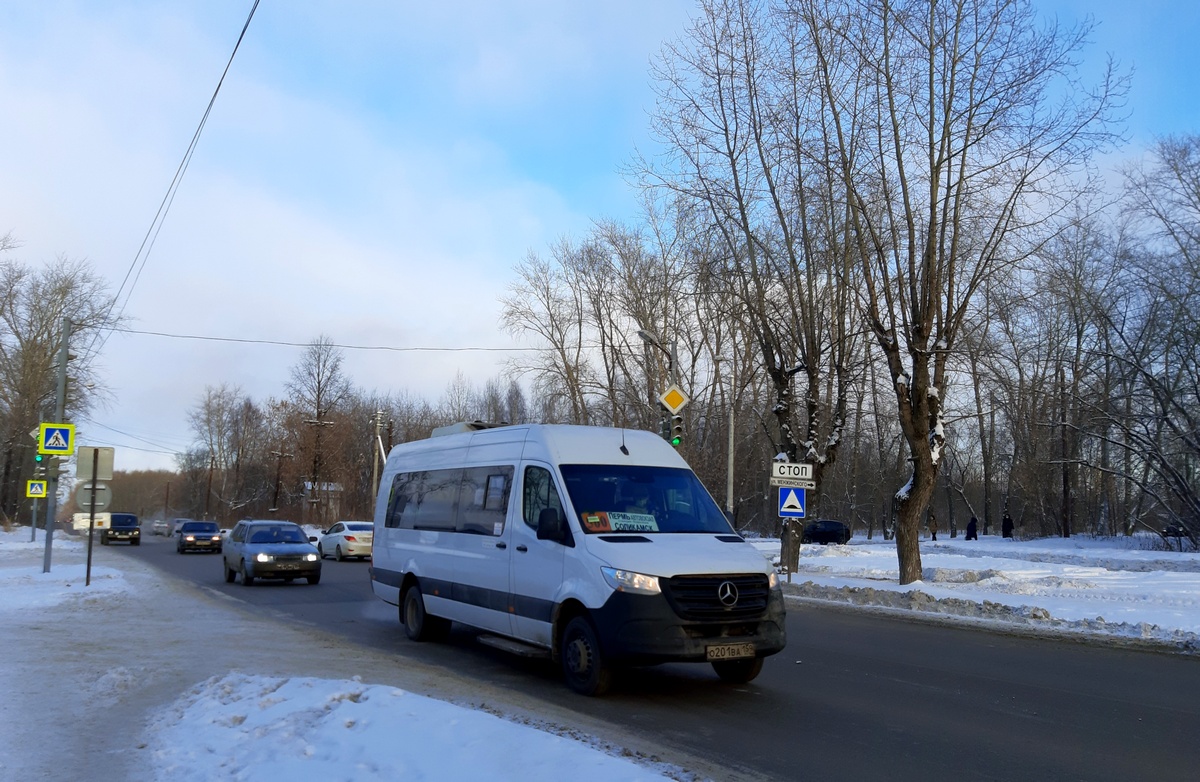 Перевозки саров. Mercedes-Benz 223685. Пермские машины. Маршруте пермских автобусов. Мерседес по пути.