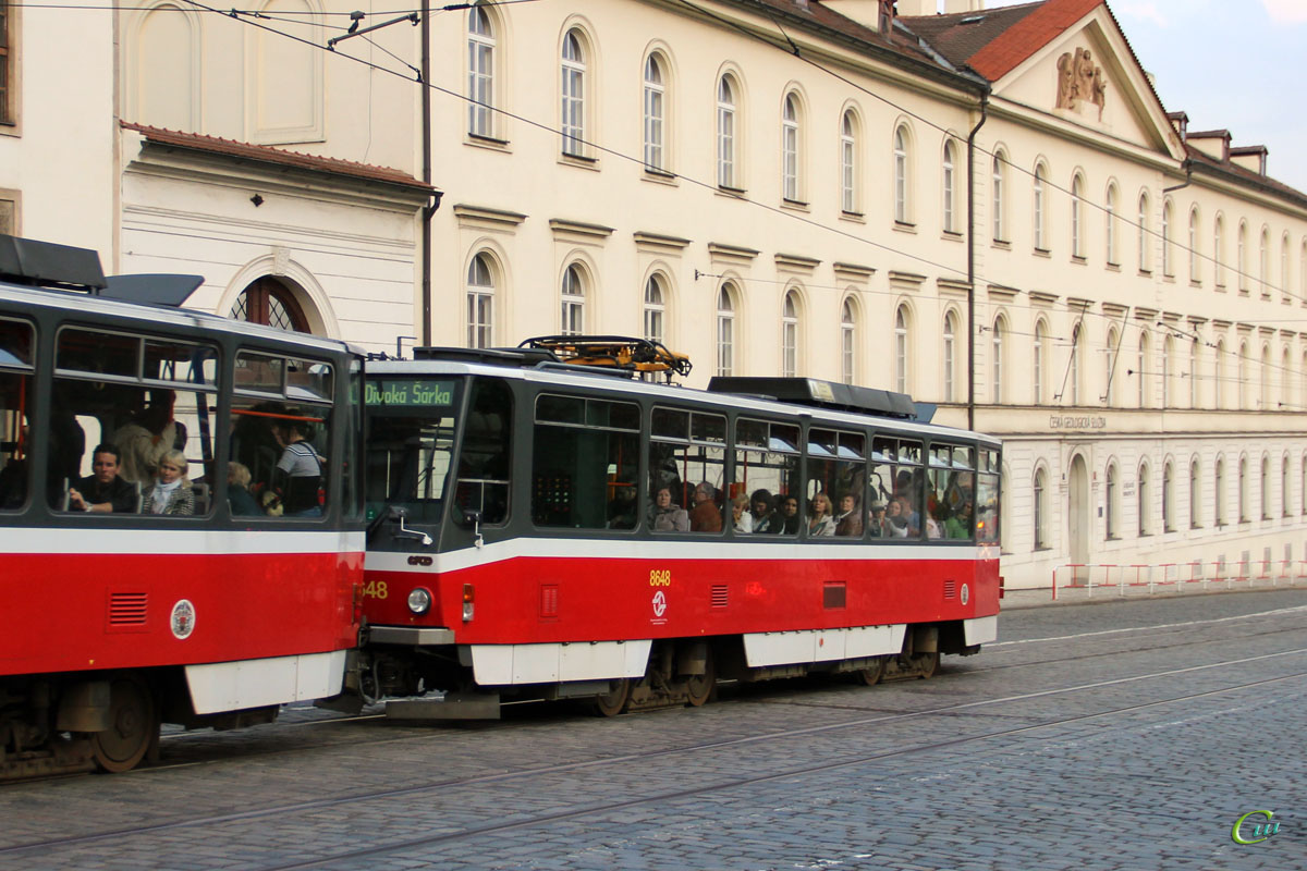 Прага. Tatra T6A5 №8648