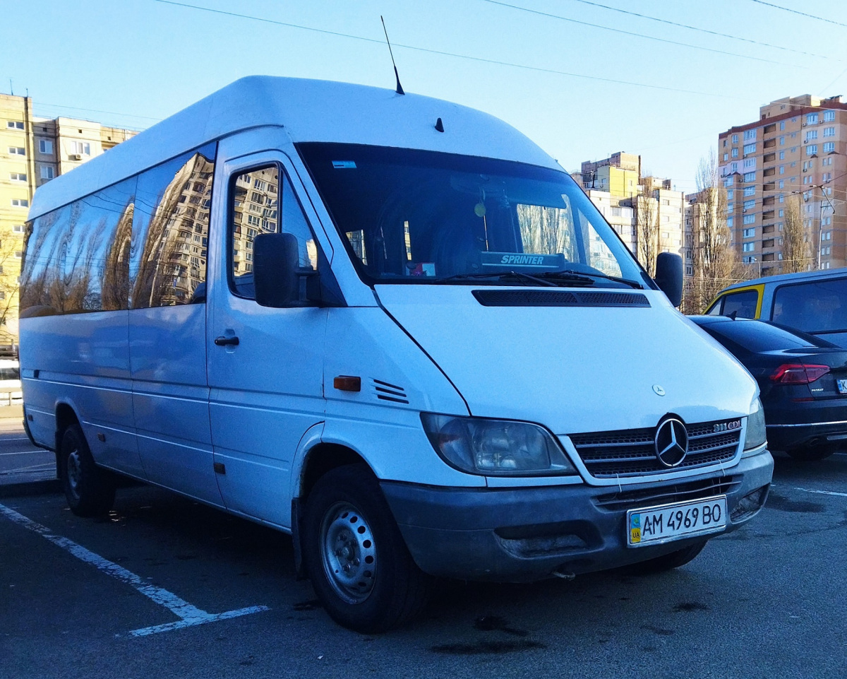 Киев. Mercedes-Benz Sprinter 313CDI AM4969BO