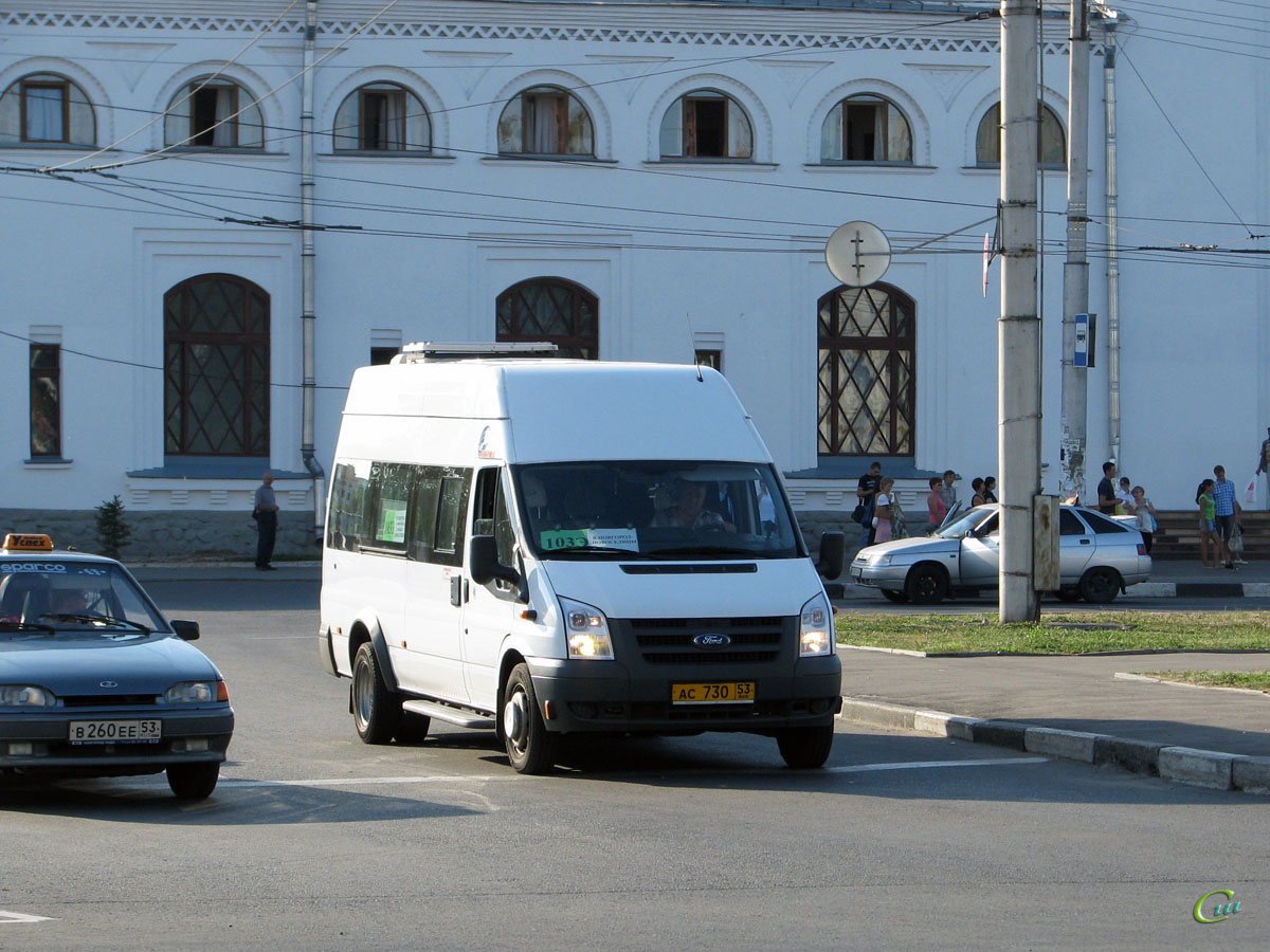 Великий Новгород. Самотлор-НН-3236 (Ford Transit) ас730
