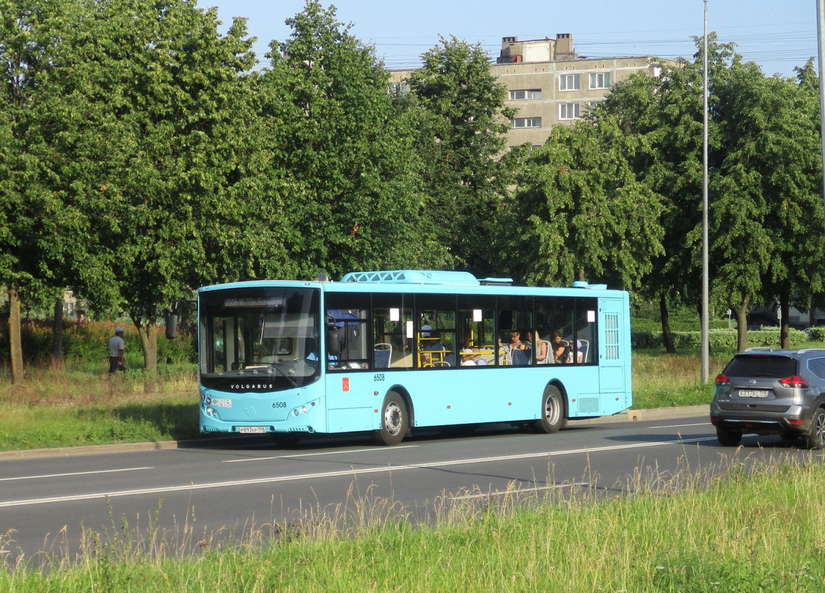 Санкт-Петербург. Volgabus-5270.G4 (LNG) р893нр
