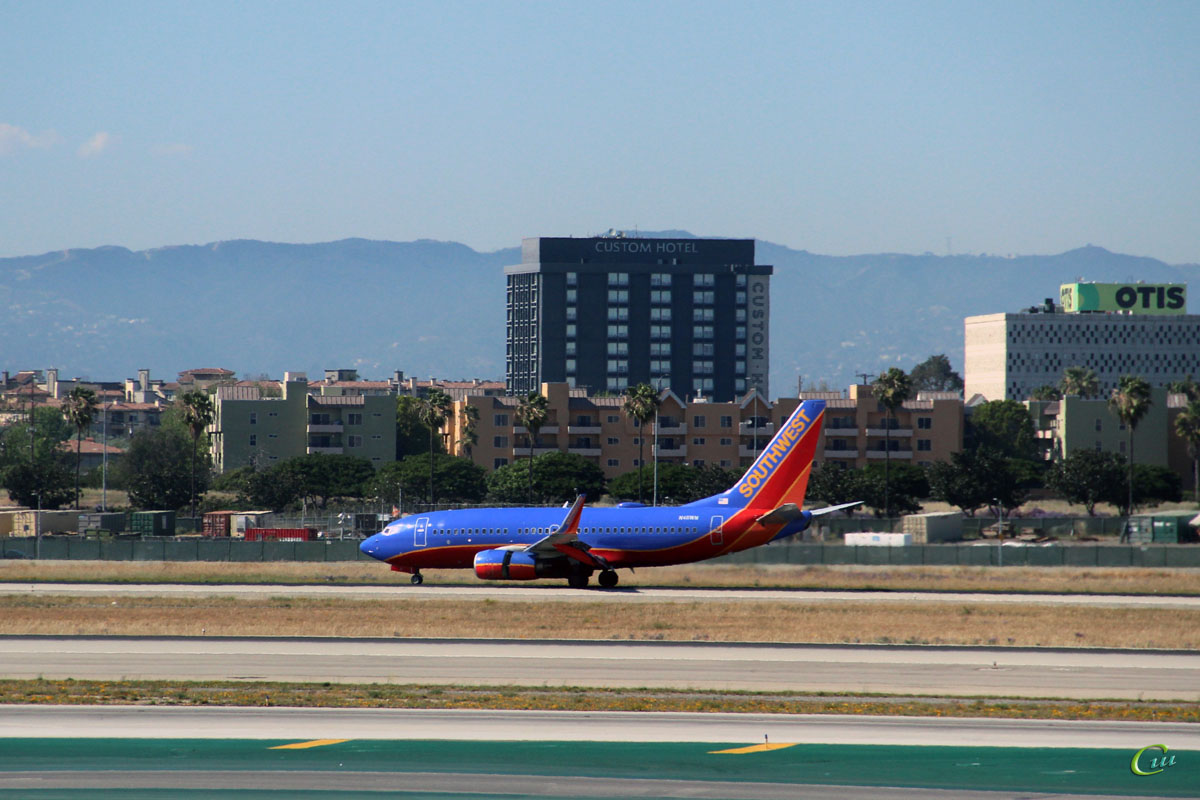 Лос-Анджелес. Самолет Boeing 737 (N411WN) авиакомпании Southwest Airlines