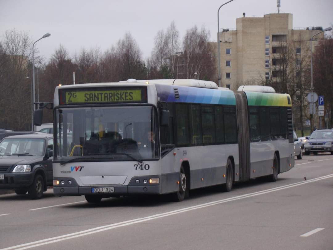 Вильнюс. Volvo 7700A BDJ 324
