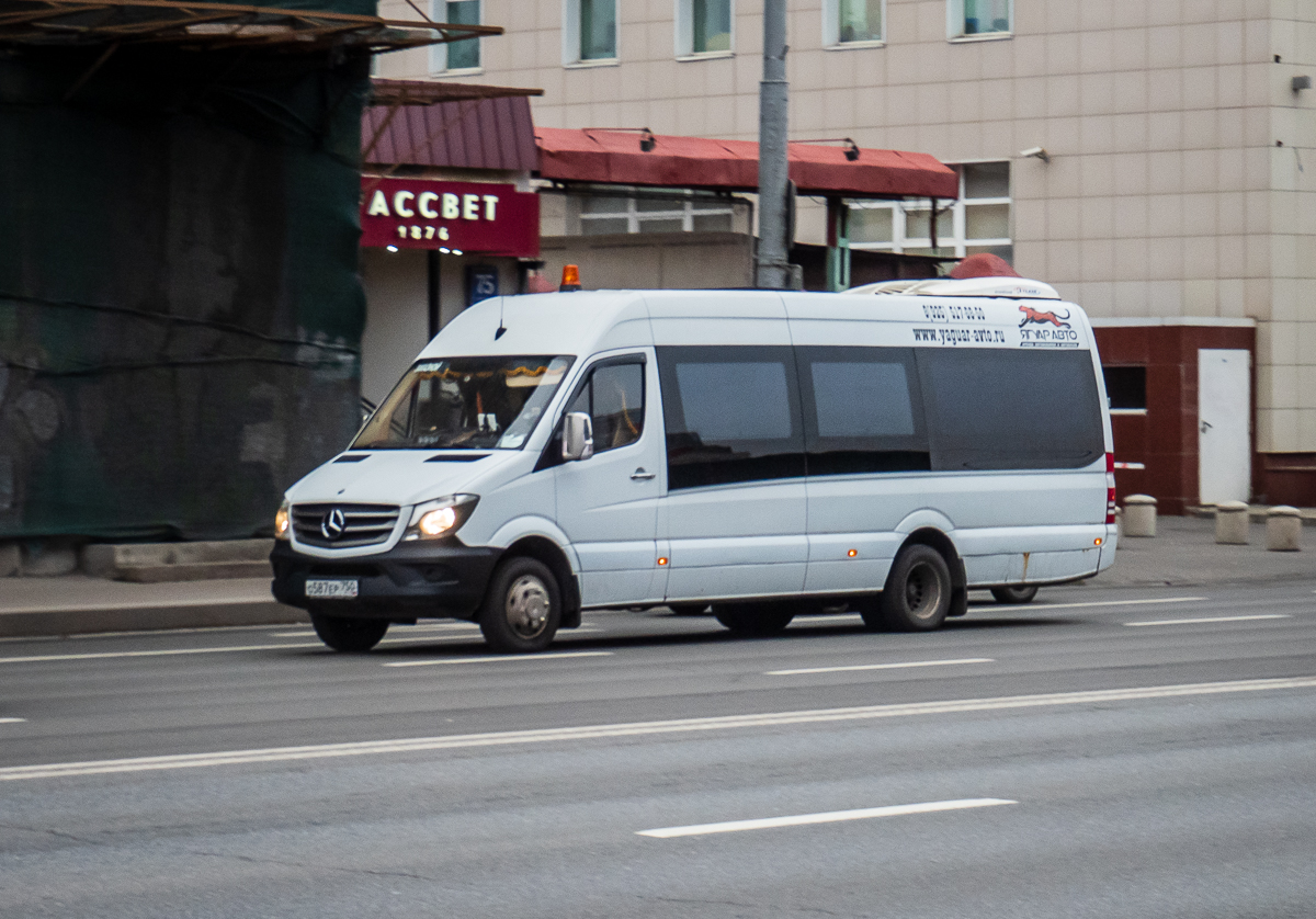 Москва. Луидор-22360C (Mercedes-Benz Sprinter) о587ер