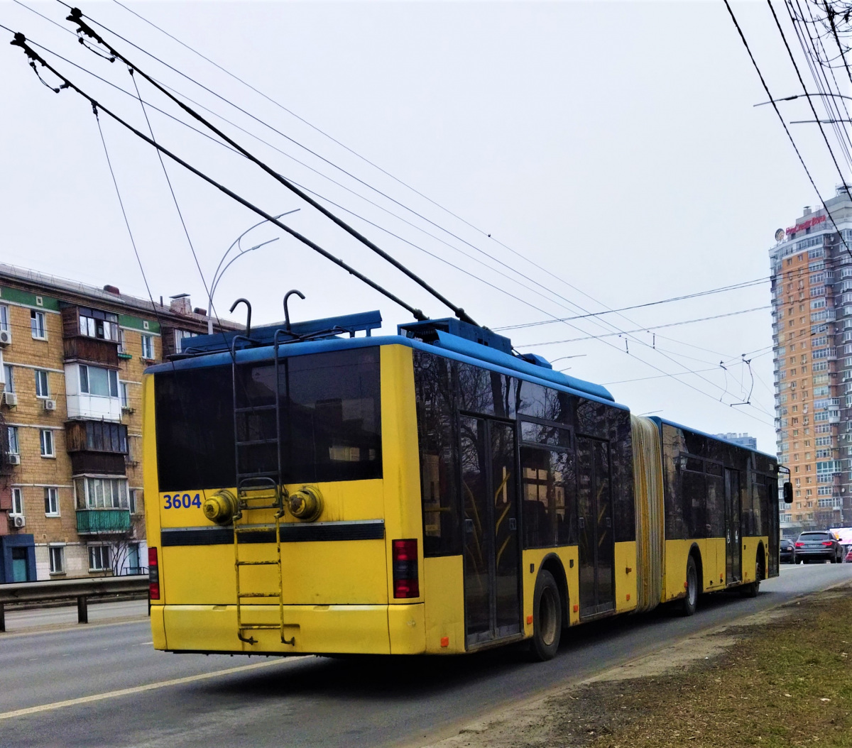 Киев. ЛАЗ-Е301 №3604