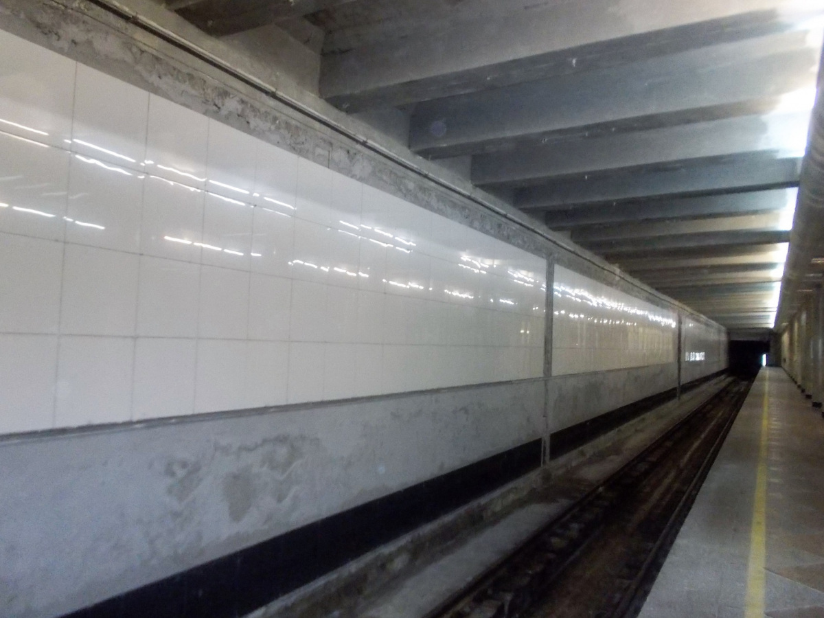 Киев. Станция метро Святошин в процессе реконструкции