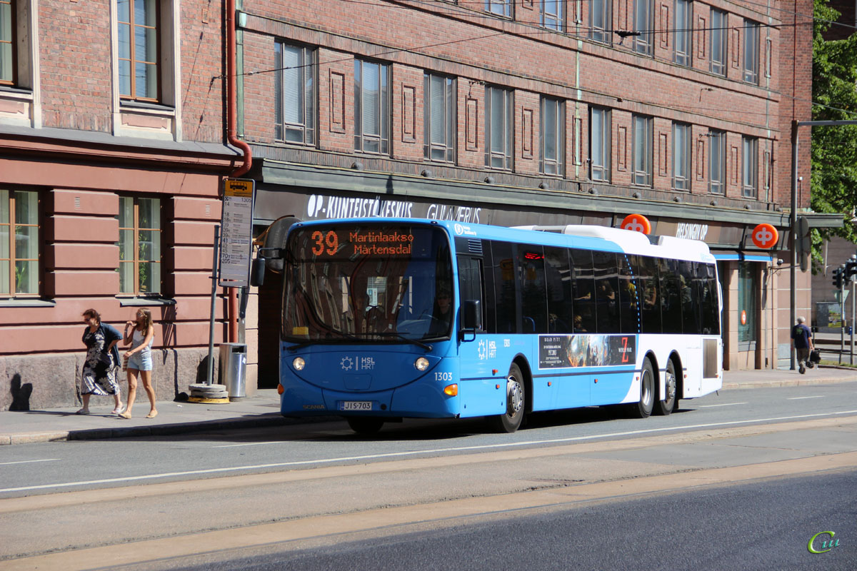 Автобусы в хельсинки. Автовокзал Хельсинки. Автобус. Троллейбус. Автобус Хельсинки.