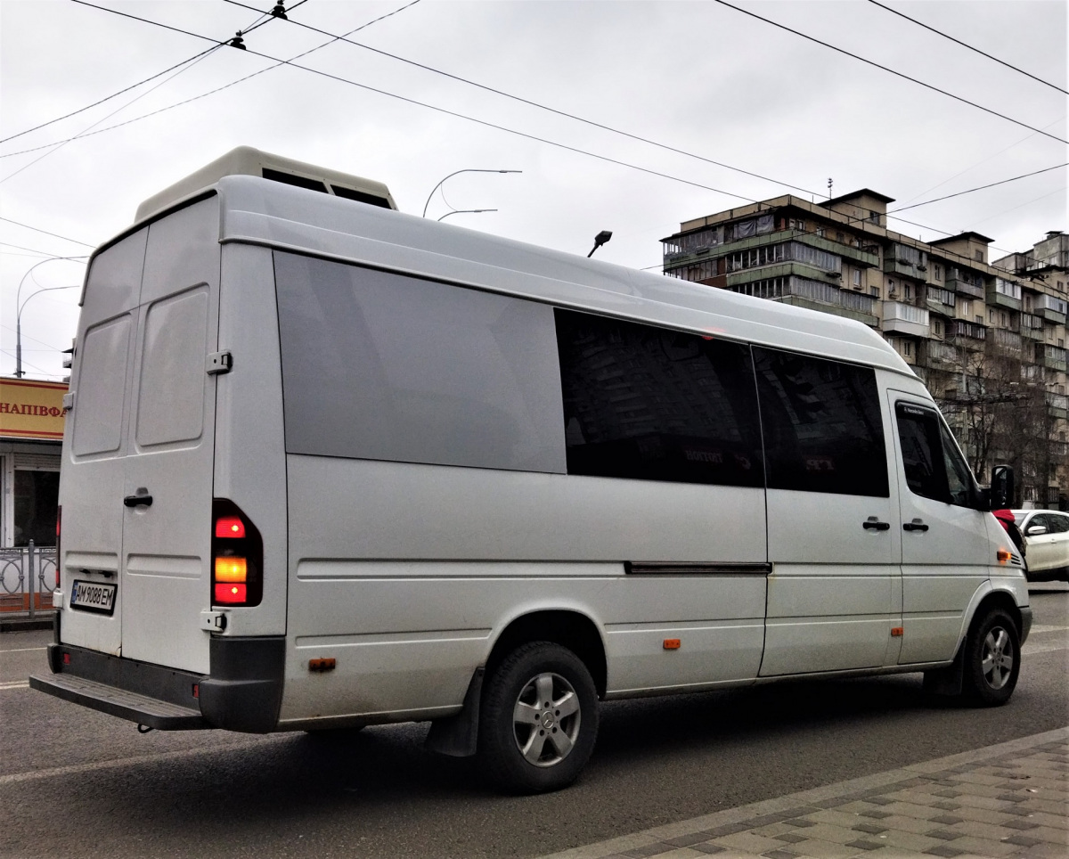 Киев. Mercedes-Benz Sprinter 313CDI AM9088EM