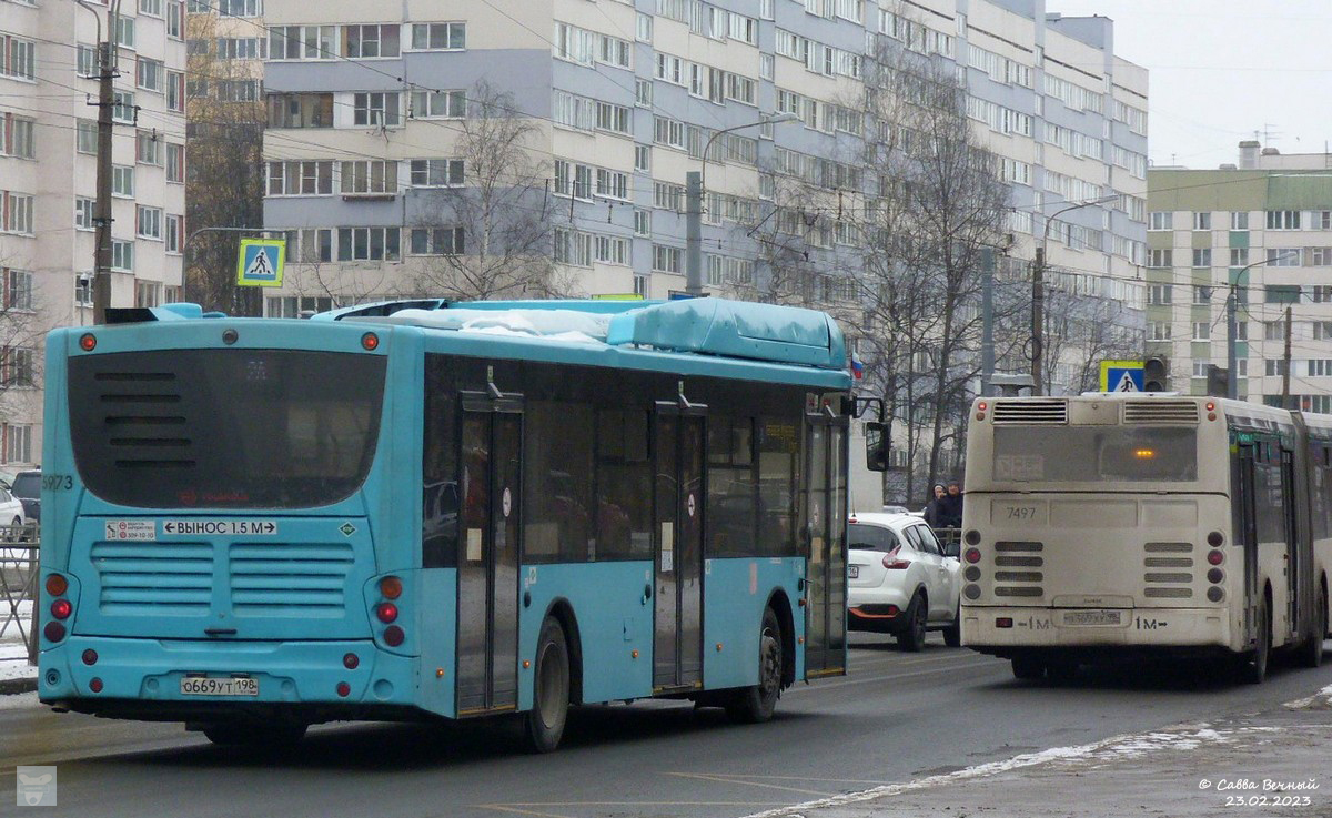 Санкт-Петербург. ЛиАЗ-6213.20 в369ху, Volgabus-5270.G2 (CNG) о669ут