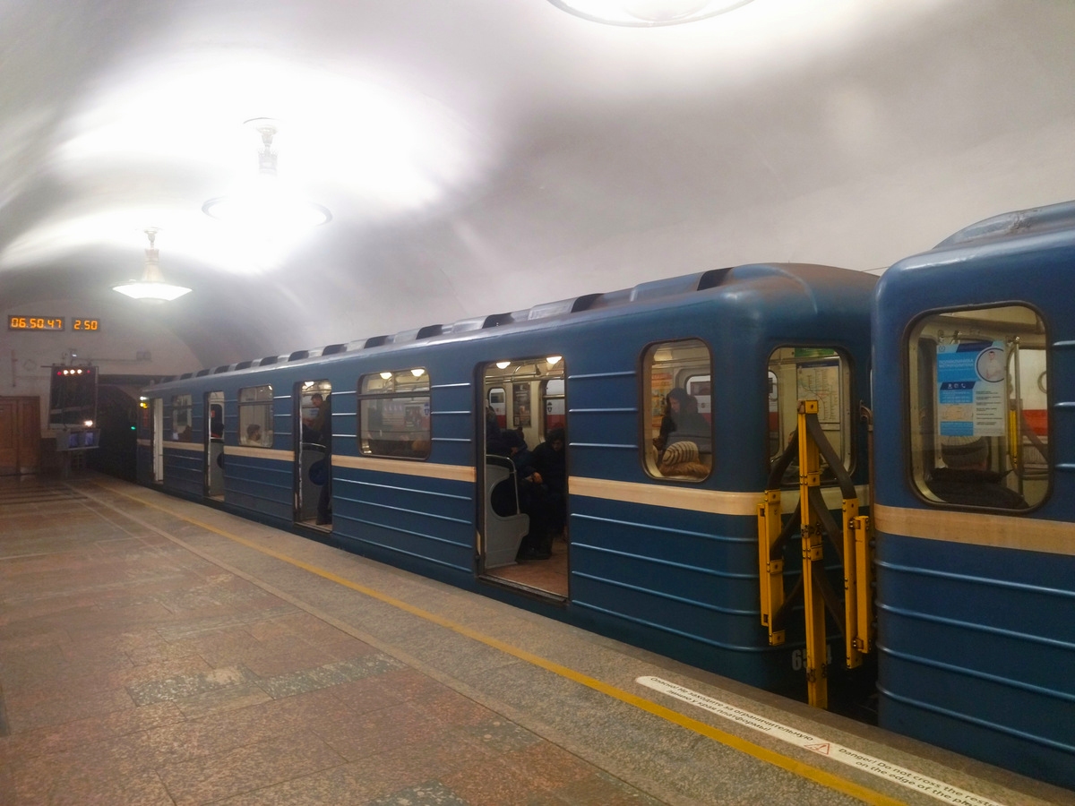 Санкт-Петербург. Ема-502 № 6584