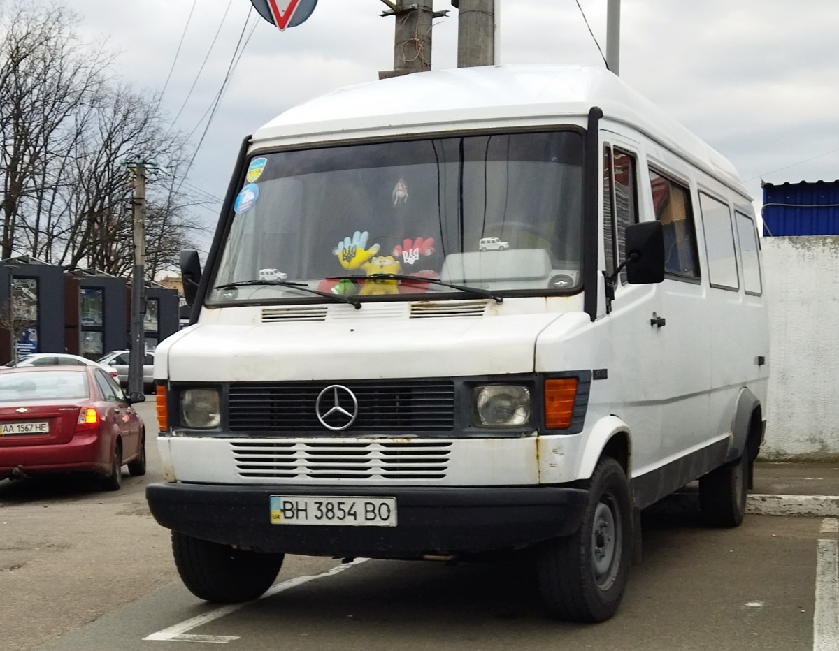 Киев. Mercedes-Benz T1 BH3854BO