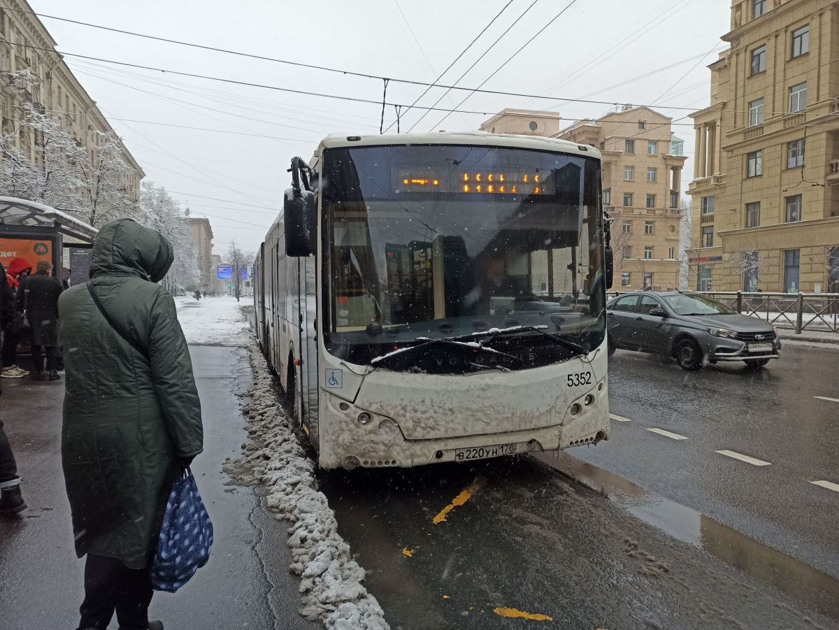 Санкт-Петербург. Volgabus-6271.00 в220ун
