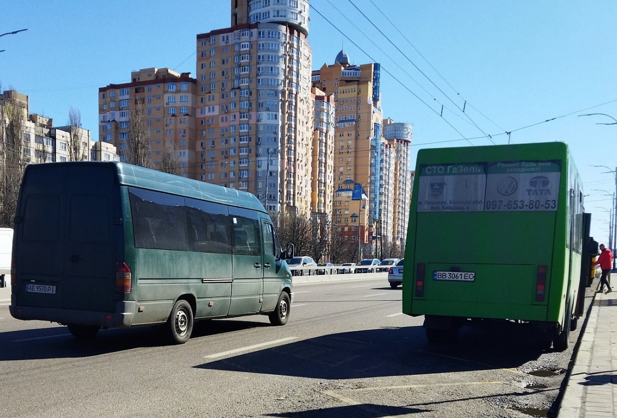 Киев. Mercedes-Benz Sprinter 312D AE9570PI, Рута 25 BB3061EC