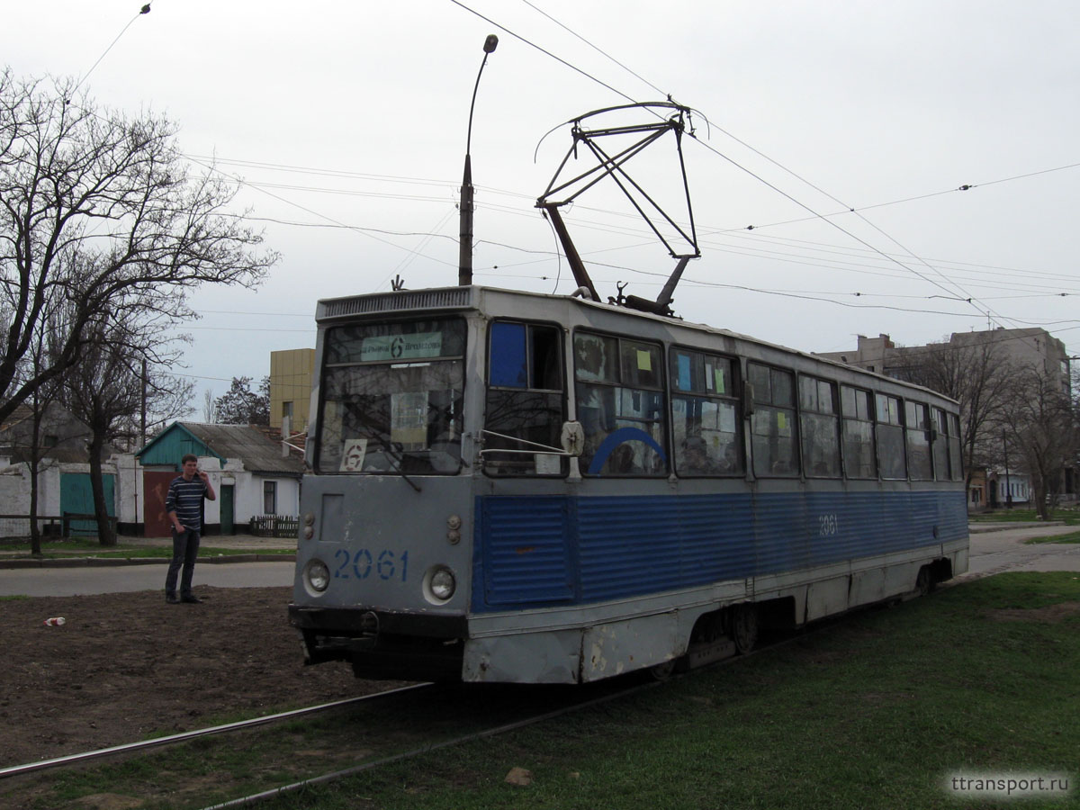 Николаев. 71-605 (КТМ-5) №2061