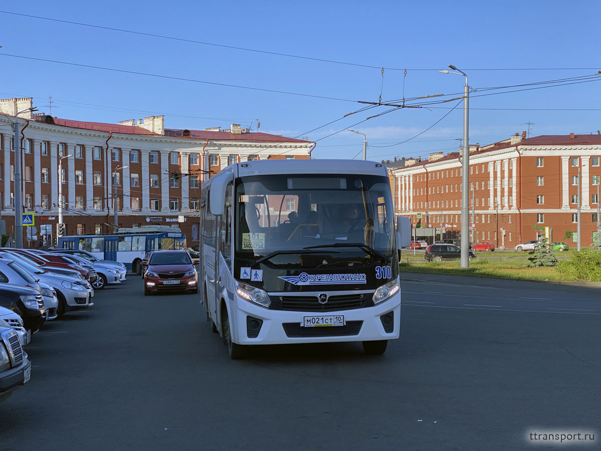 Петрозаводск. ПАЗ-320435-04 Vector Next м021ст