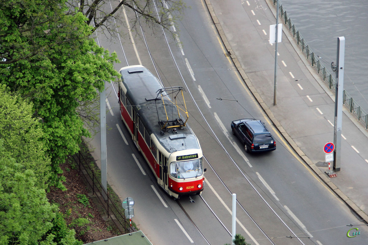 Прага. Tatra T3R.P №8238