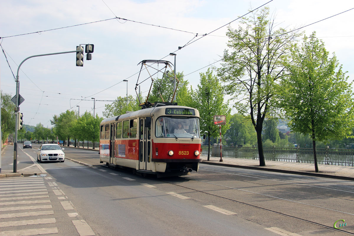 Прага. Tatra T3R.P №8523