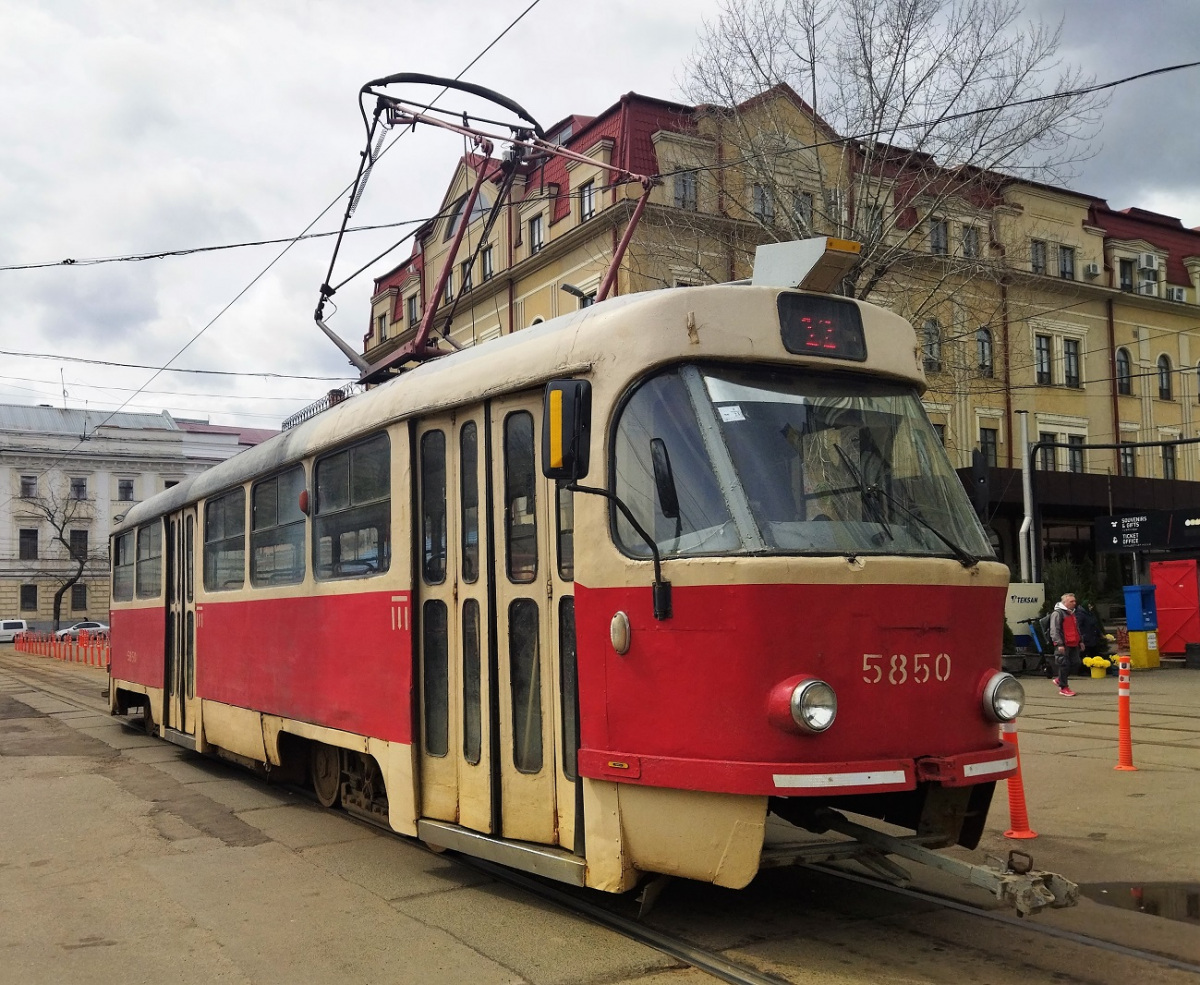 Киев. Tatra T3SU №5850