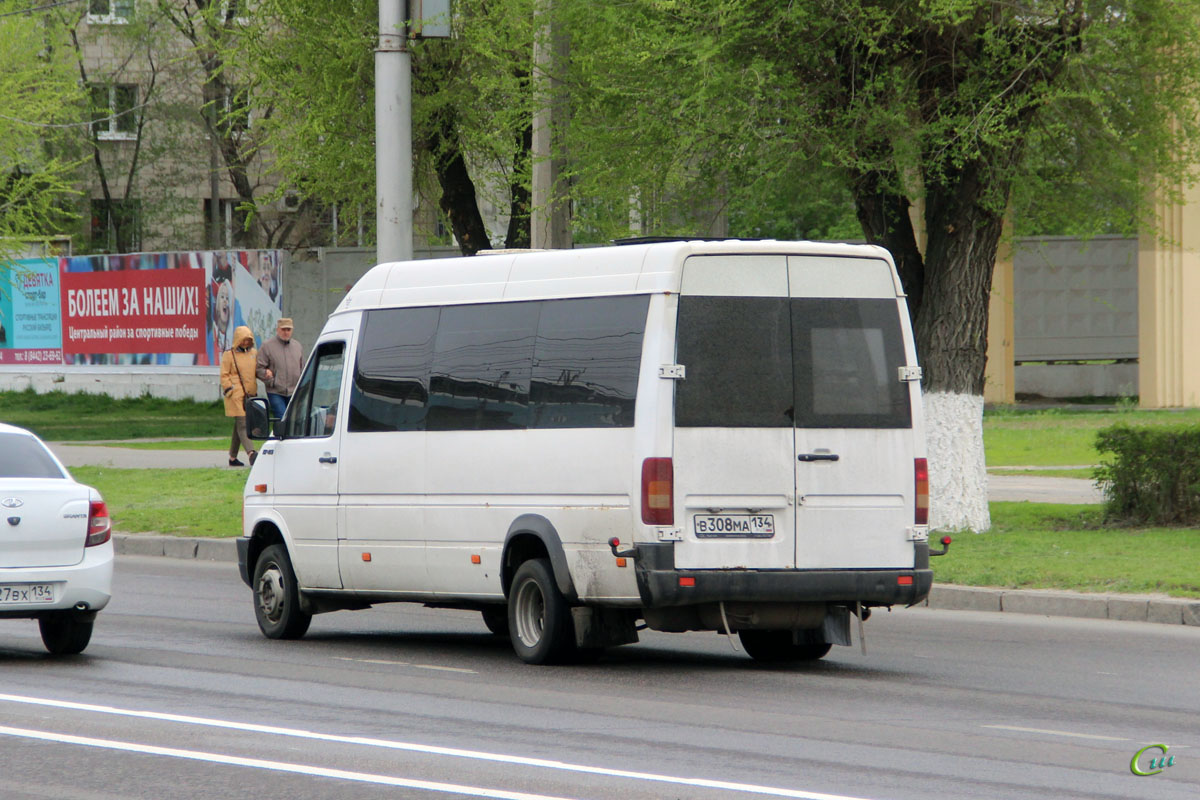 Автобус Volkswagen 1971 автобус