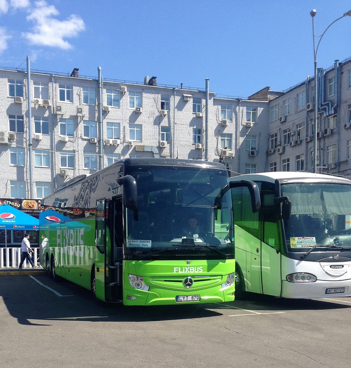 Киев. Mercedes-Benz Tourismo LYT 870, Irízar Century AP1821ET
