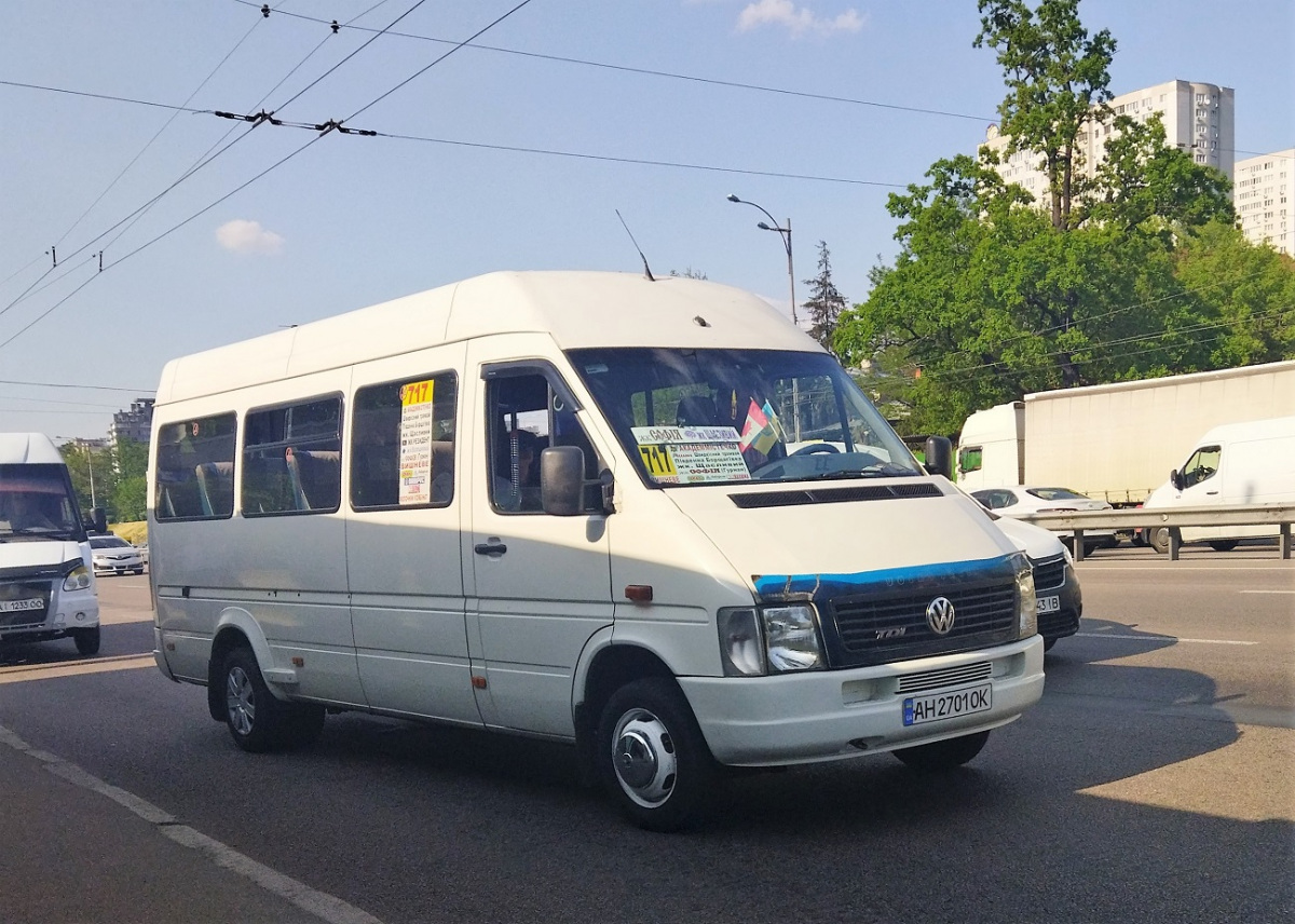 Киев. Verve (Volkswagen LT46) AH2701OK