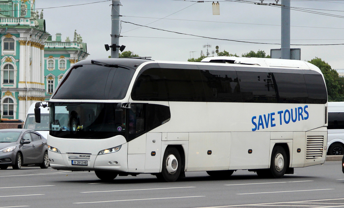 Санкт-Петербург. Neoplan N1216HD Cityliner A 2812 HB