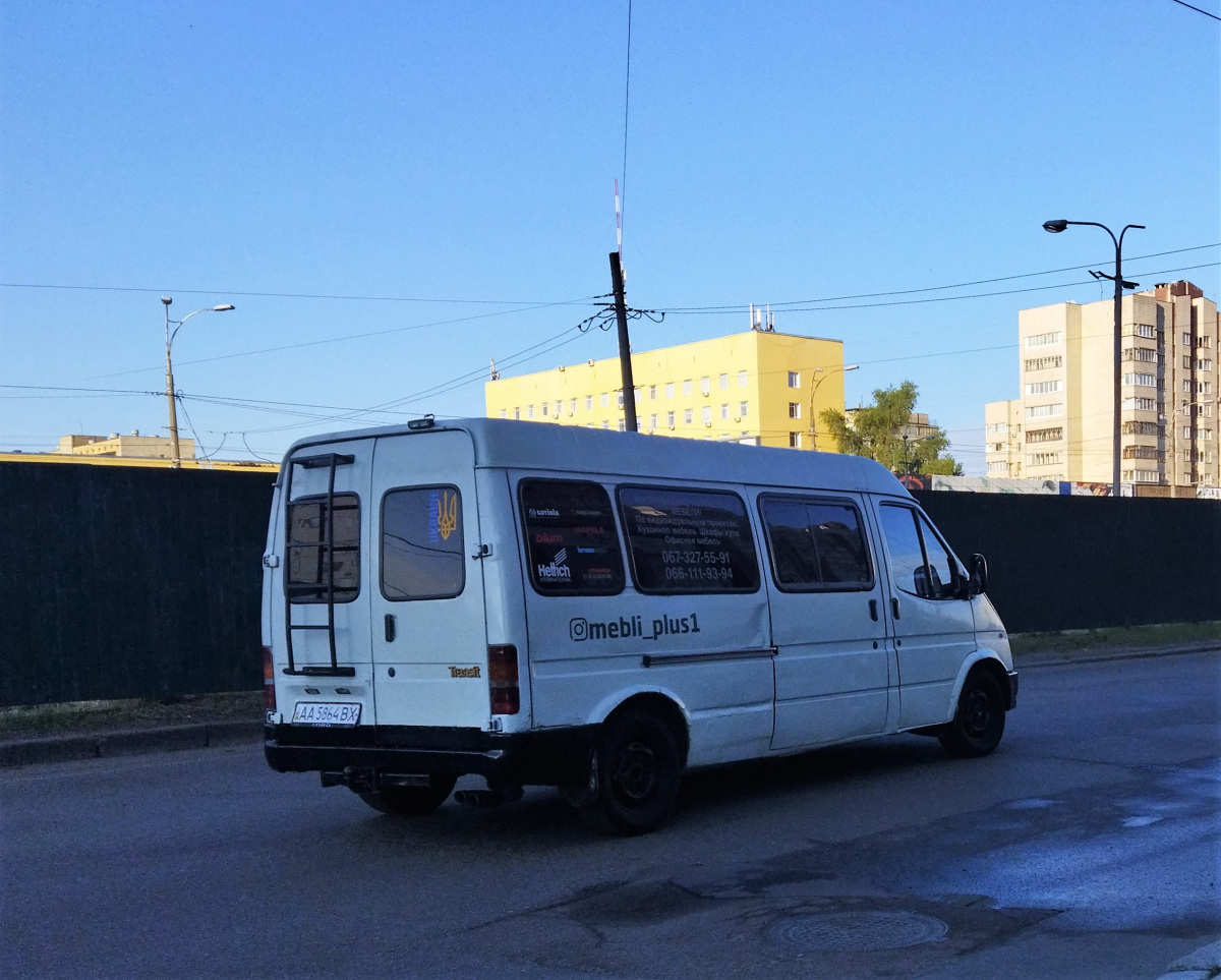 Киев. Ford Transit AA5864BX