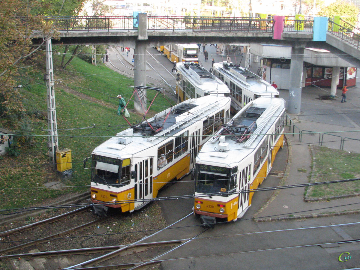 Будапешт. Tatra T5C5 №4030, Tatra T5C5 №4330, Tatra T5C5 №4226, Tatra T5C5 №4338