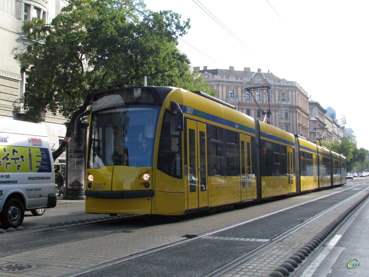 Будапешт. Siemens Combino Supra NF12B №2007