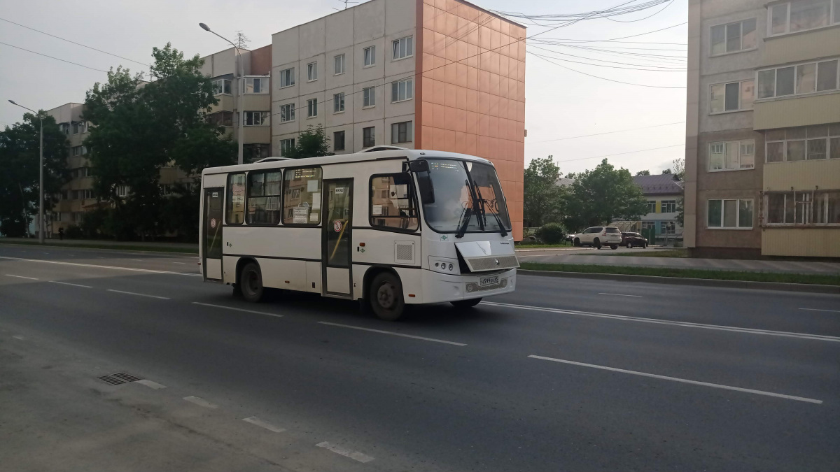 Южно-Сахалинск. ПАЗ-320302-12 Вектор н599кк