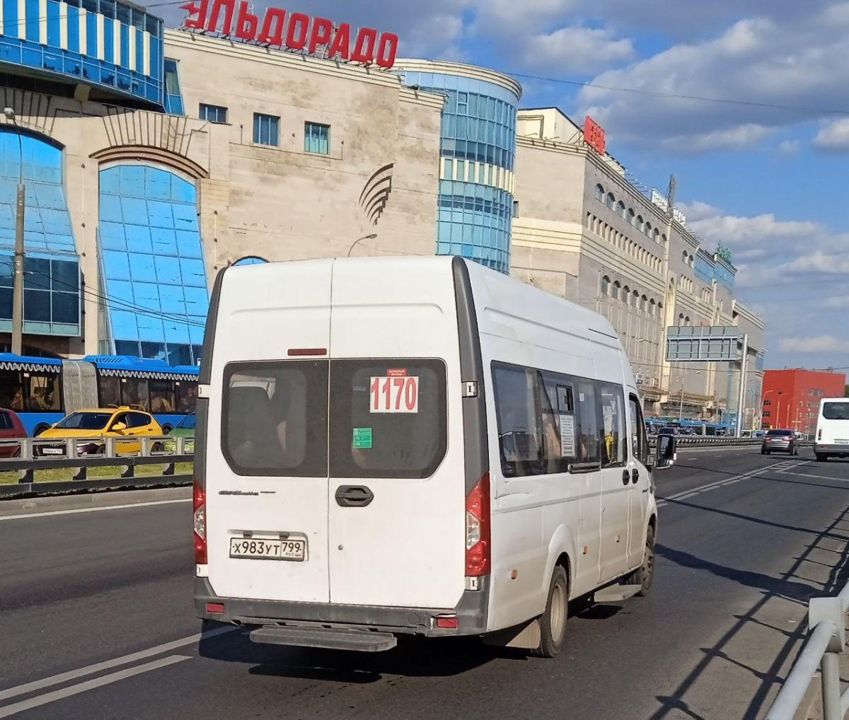 Москва. ГАЗ-A65R52 ГАЗель Next х983ут