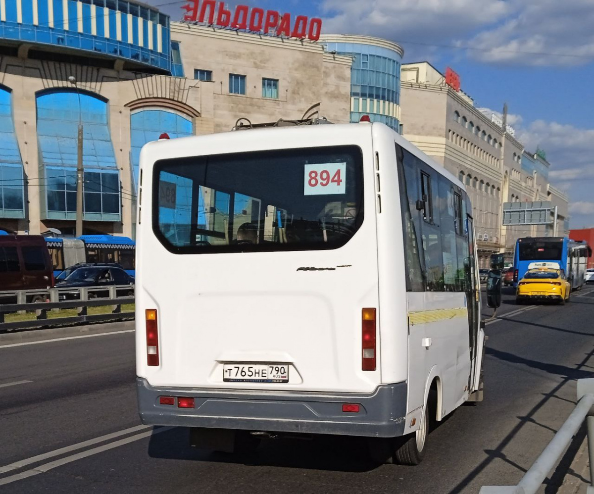 Москва. ГАЗ-A64R42 ГАЗель Next т765не