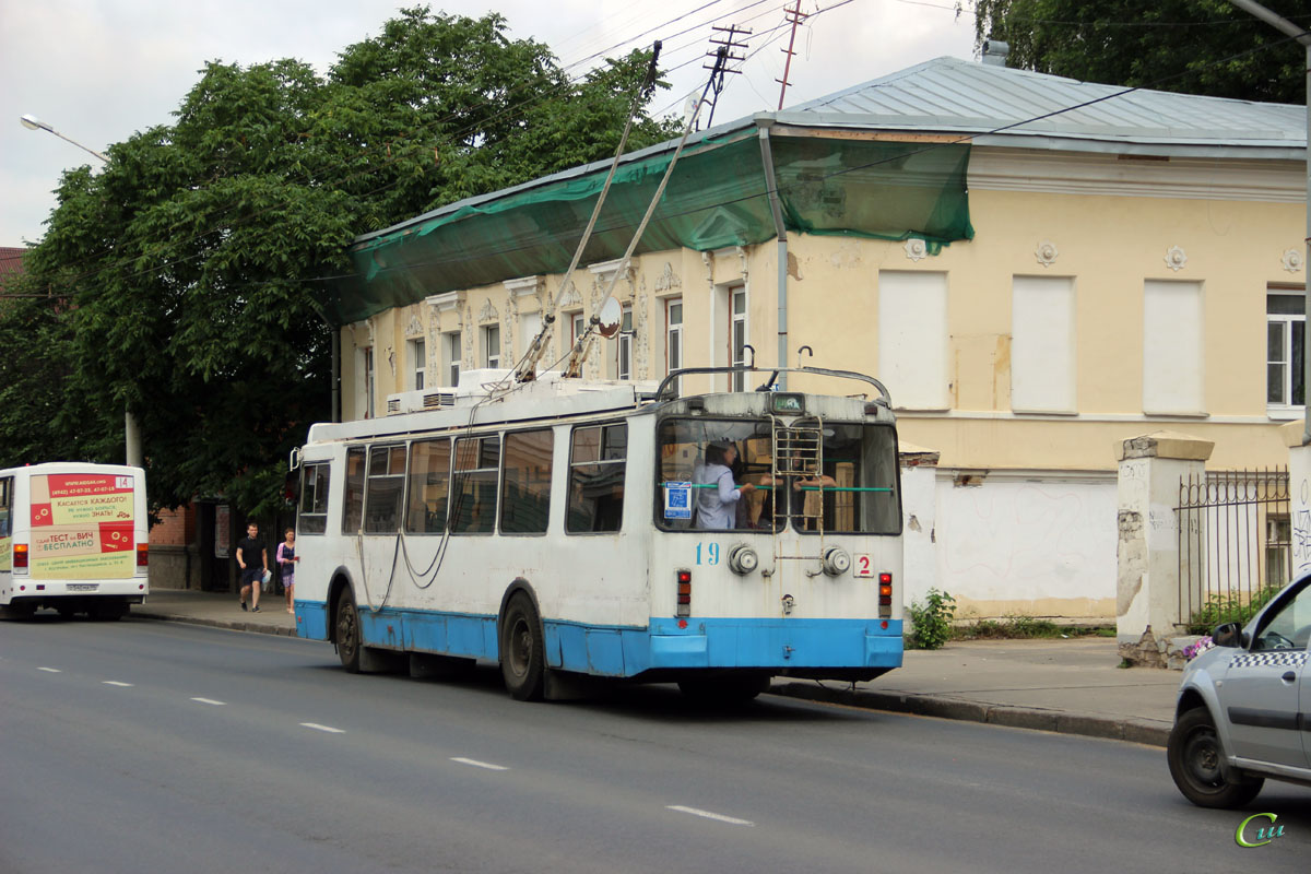 ЗиУ-682Г-016.02 (ЗиУ-682Г0М) №19, ПАЗ-320302-11 о540ма - Кострома - Фото  №263592 - Твой Транспорт