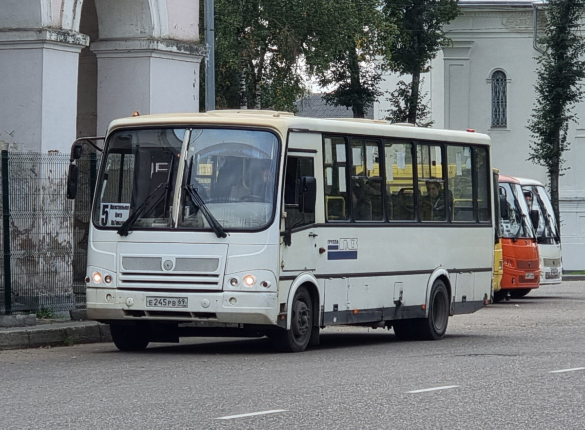 Автобуса вышний волочек фото