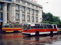 Житомир. Tatra KT4SU №32, ЗиУ-682Г00 №2055