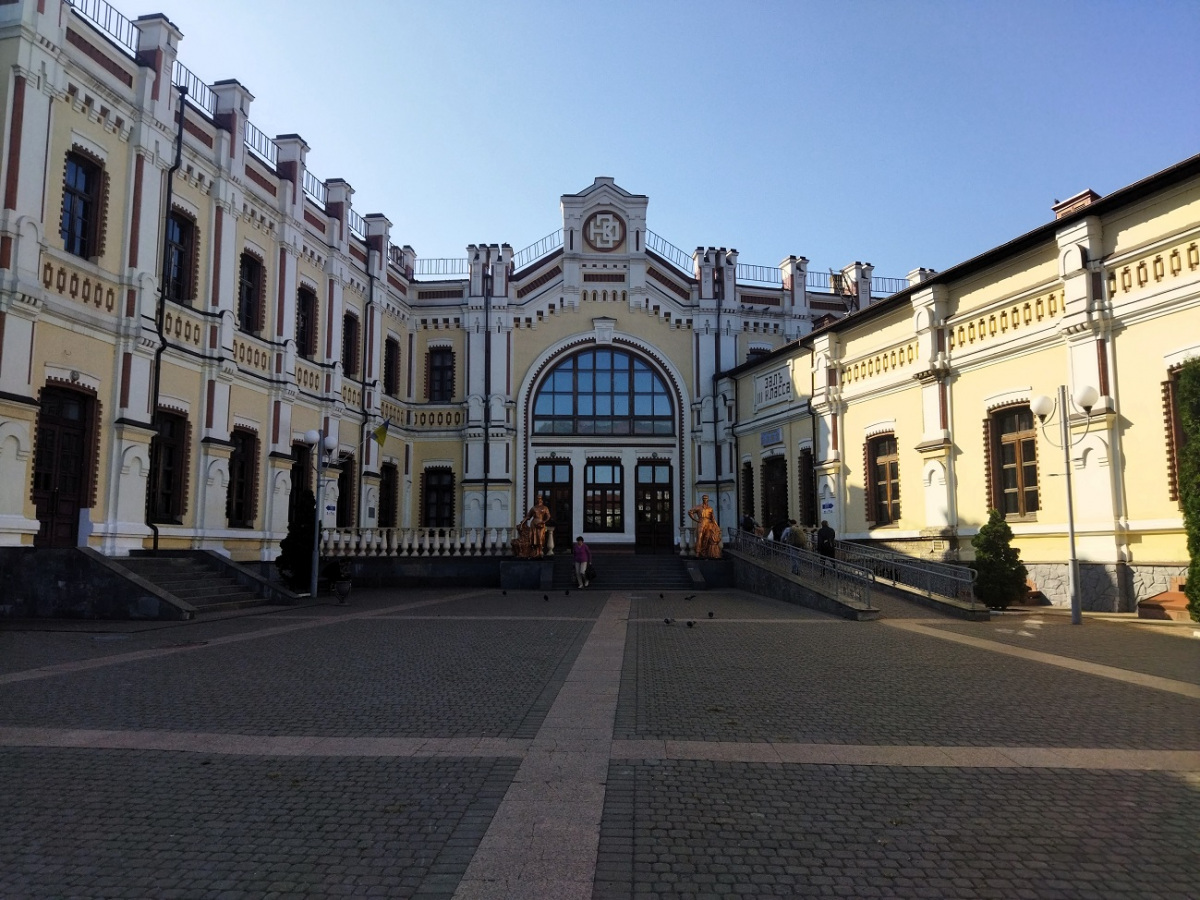 Казатин. Здание вокзала станция Казатин-Пассажирский