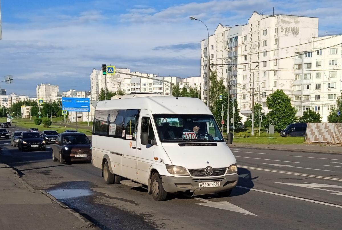 Москва. Луидор-223237 (Mercedes-Benz Sprinter) н590еу