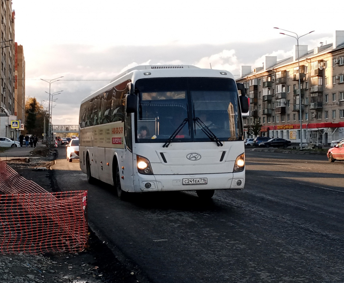 Hyundai Universe Space Luxury с241еа - Казань - Фото №273962 - Твой  Транспорт