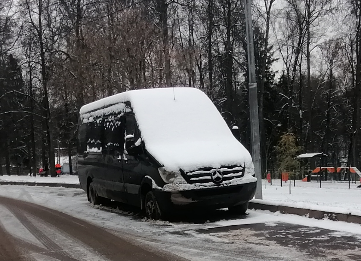 Москва. Mercedes-Benz Sprinter 313CDI а090кр