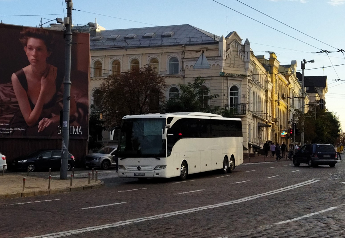 Киев. Mercedes-Benz Tourismo KI5355EE