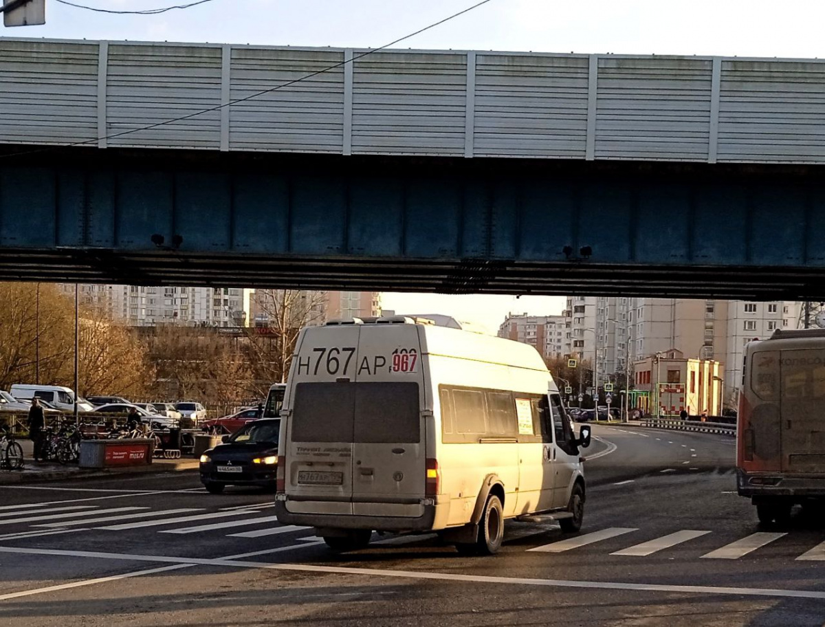 Москва. Самотлор-НН-3236 (Ford Transit) н767ар
