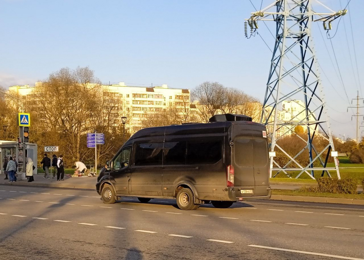 Москва. Ford Transit FBD в138ме