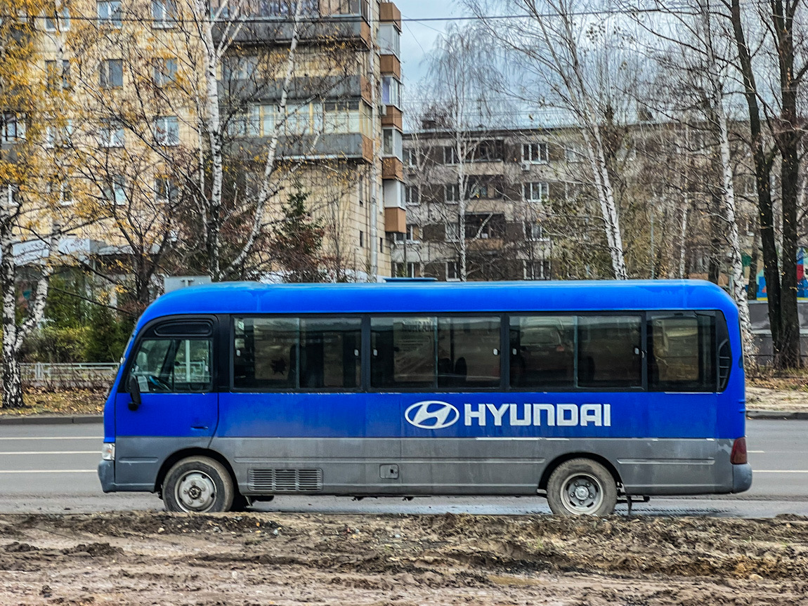 Казань. Hyundai County Deluxe м796нк